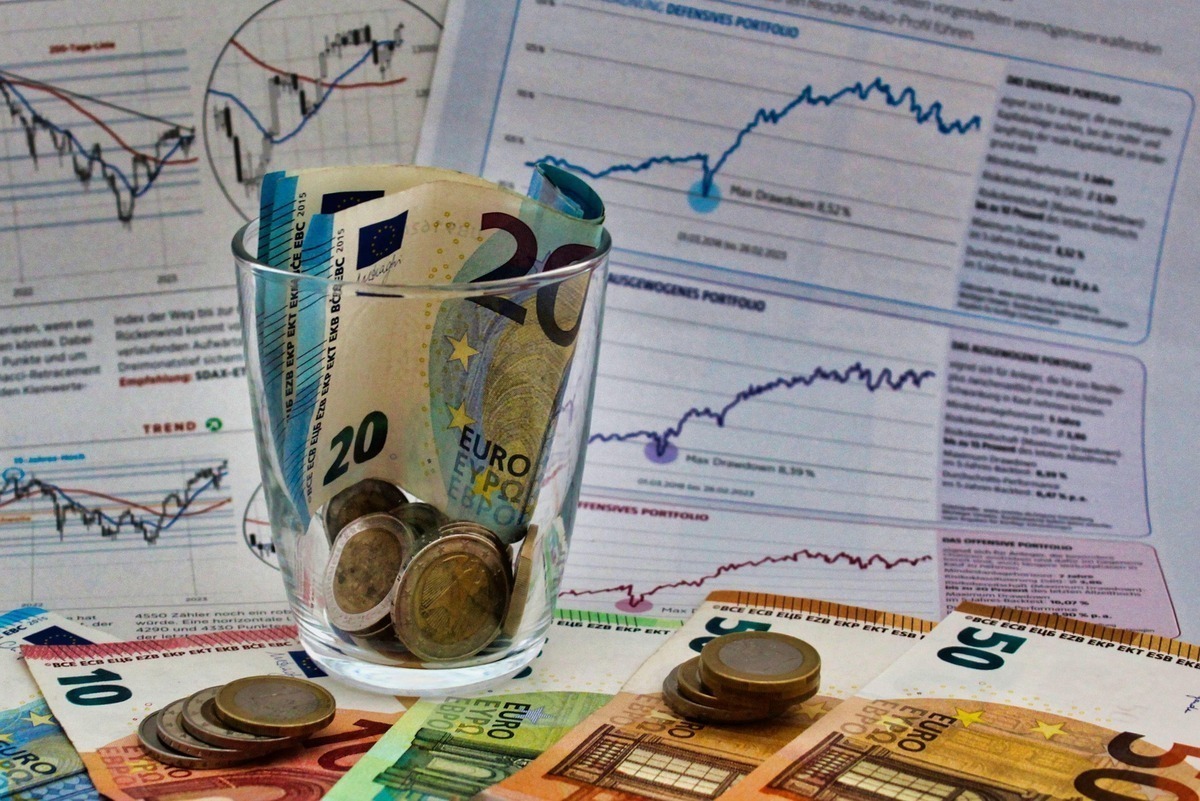 Umfassender Marktbericht zum Immobilienmarkt in Gera: Angebotslage, Nachfragesegmente, Lagequalitäten und Stadtentwicklung – ergänzt um Kennziffern und offizielle Marktberichte.